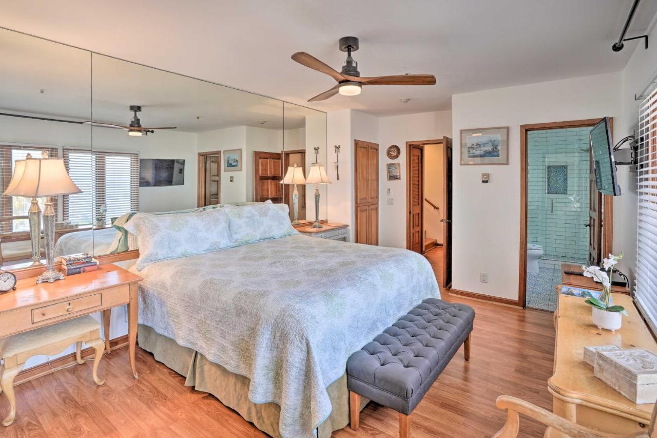 Quiet Avalon Getaway Villa With Ocean View And Balcony Esterno foto