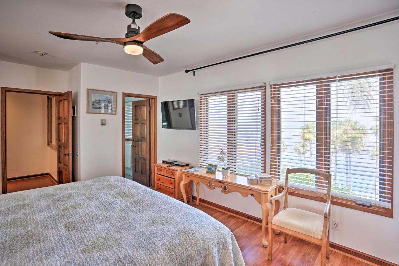 Quiet Avalon Getaway Villa With Ocean View And Balcony Esterno foto